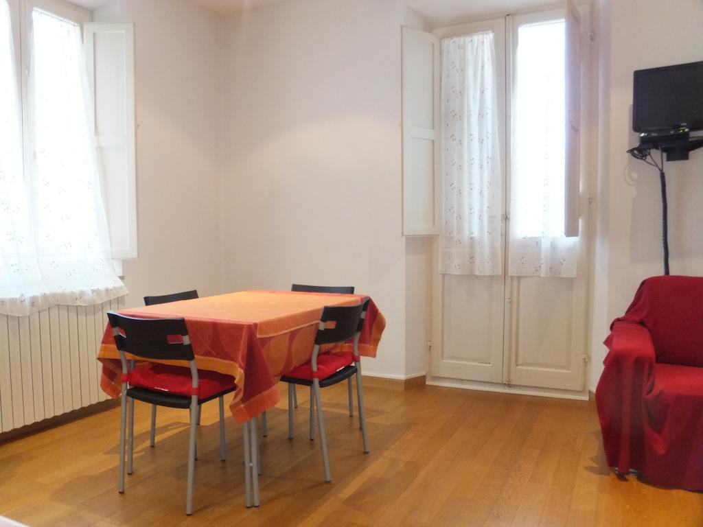 B&B La Luna Dal Borgo 이에시 객실 사진